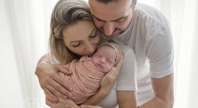 Newborn de Newborn com Amor e Sentimento