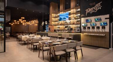 Arquitetura de Cadeiras Franco Bachot - Restaurante O Ovelheiro