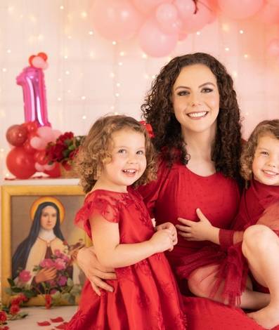 Tá de Parabéns infantil de Sara & Helena - 3 anos