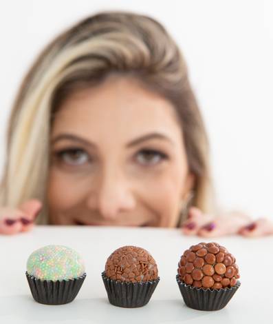 Corporativo de Julia Nigro - Confeiteira 