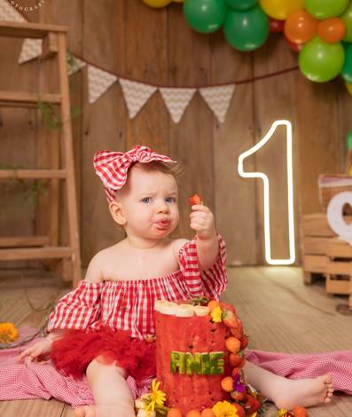 Smash the cake  de Anie - 1 ano