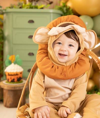 Smash the cake  de Leonardo  1 ano - Tema rei leão