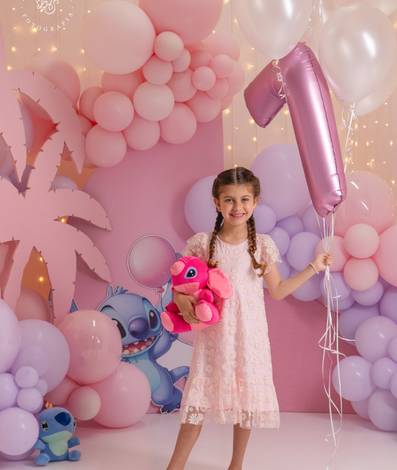 Tá de Parabéns infantil de Valentina e seus 7 anos 