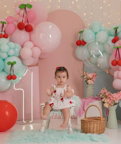 Smash the cake  de Cecilia  1 ano - Cerejinhas