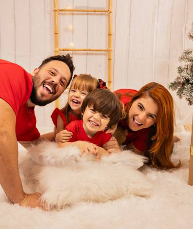 Família de Ensaio de Natal 2023 - Mari e os Gêmeos