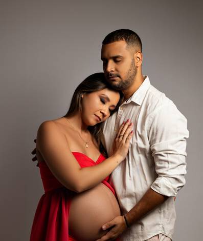 Gestante de Ensaio Gestante Estúdio: Caroline & Marcos
