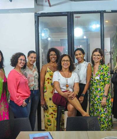 MULHERES de EVENTO CORPORATIVO | OFICINA DE INSTAGRAM