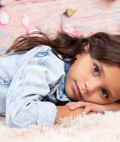 Clique e se encante de Lorena Negrão