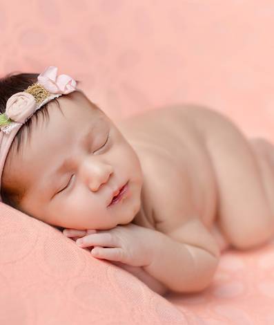Ensaio Newborn de Ensaio Newborn Cecília