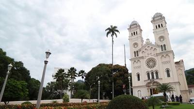 Trailer de Paula e Rafael