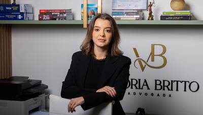 Retrato corporativo de Vitoria Britto e Douglas