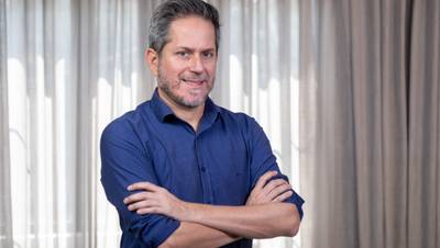 Retrato corporativo de Wilson Brum