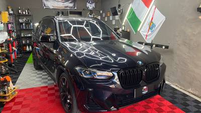 Lavagem Detalhada EXterna de BMW X3 M 