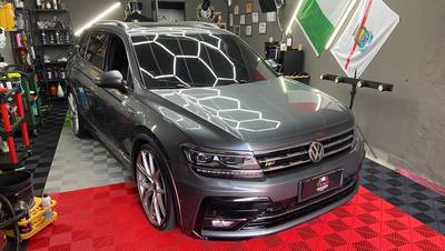 Lavagem Detalhada EXterna de VW Tiguan R LIne 