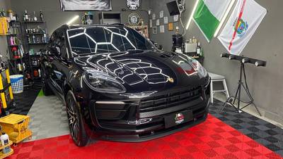 Lavagem Detalhada EXterna de Porsche Macan 