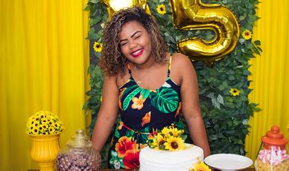 15 Anos de Brenda Costa
