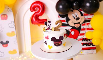 Smash the Cake de Bernardo 2 anos