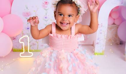 Smash the Cake de Olivia