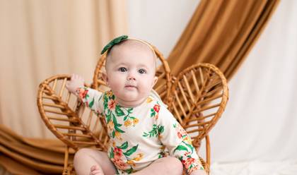 Acompanhamento Baby de Acompanhamento Helena 6 meses