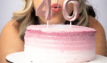 Aniversário de Ensaio de Aniversário – Rosely: uma mulher, muitas versões