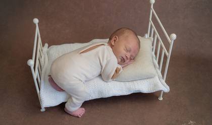 Newborn de Ravi Miguel