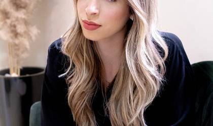 Profissional de Lorena Alves