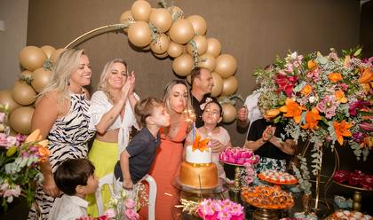 Comemorações de Festa de 40 anos Thalita