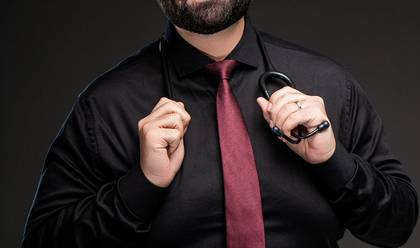 Formandos de Jalal Basel - Meio Medico