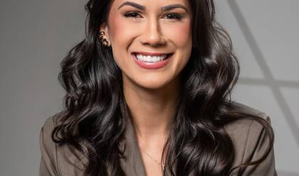 Corporativo de Yanca Souza
