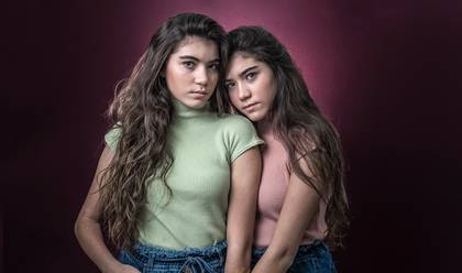 Retratos Femininos de Retratos Femininos: Samyra e Gabriela