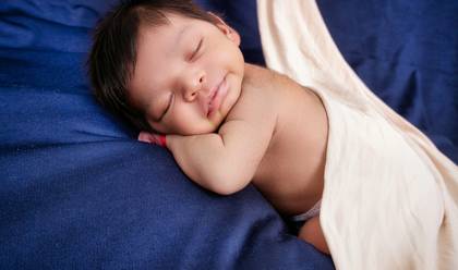 NEW BORN de APOLLO VITOR