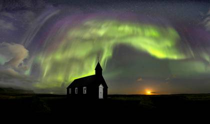 LANSCAPE of ICELAND FALL