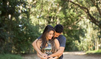 Casal de Catriana e Caio