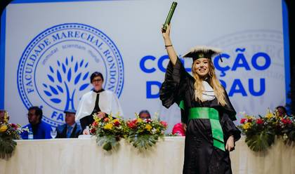 Formando de Colação de Grau - Medicina Veterinária FARON