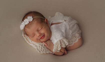 Newborn de Maria Julia 8 dias