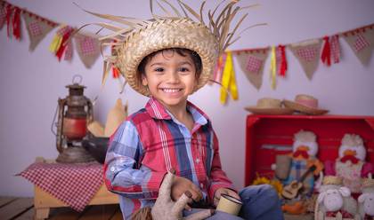 Crianças de Gabriel - Festa junina