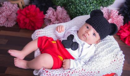 Crianças de Enzo 2 meses