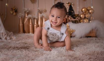 Crianças de Brayhan 7 meses - illuminated new year 2019