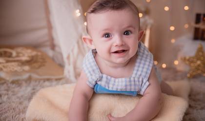 Crianças de Thomas 5 meses - illuminated new year 2019
