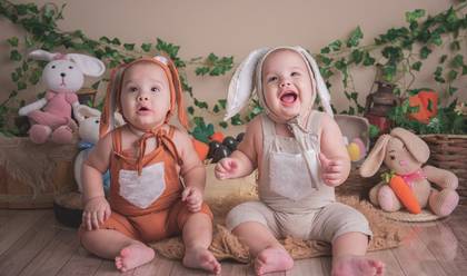 Crianças de Henrique e Rafael 8 meses
