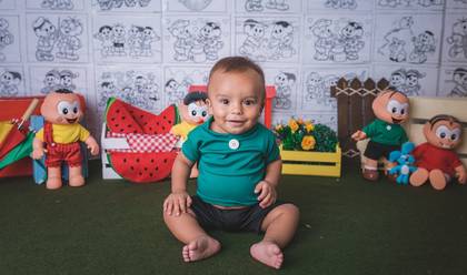 Crianças de HEITOR TOMASETTI 8 MESES