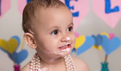 SMASH THE CAKE de ANGELINA