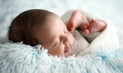 Recém-nascidos de J <3 L