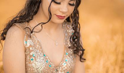 DEBUTANTE de Mariana Debutante