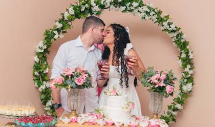 CASAMENTO de Laura & Rômulo: Um Casamento com Alma Leve e Coração em Festa