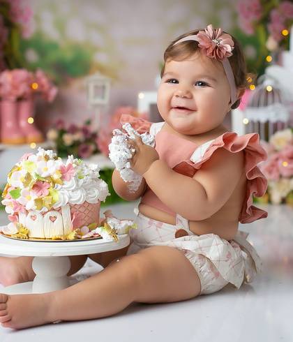 Ensaio Smash The Cake Studio e Externo de Laura 1 aninho 