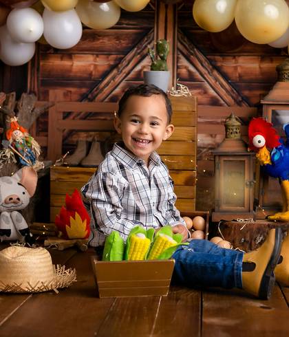 Ensaio Smash The Cake Studio e Externo de Thomás 2 aninhos 