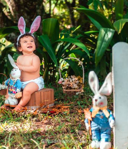 Ensaio Infantil de Ensaio Páscoa Antônia