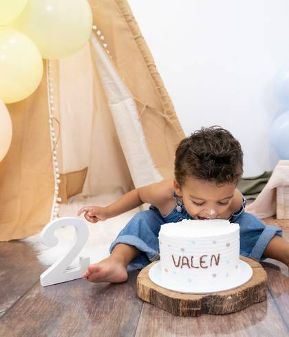 Smash The Cake de Valentin 2 Anos
