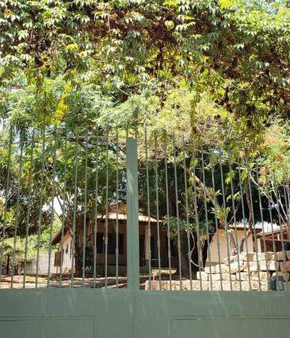 Chácaras de CH0001 - Chácara com 1250m² de area e 250 m² de construção por R$ 1.100.000,00